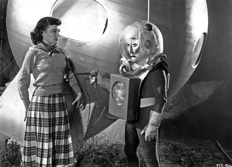 The Man From Planet X - A Sci-Fi Gem That Explores Alien Encounters and Existential Dread From a Bygone Era!